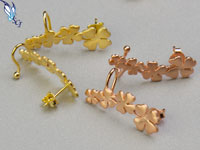 Four-Leaf Clover Ear Crawler