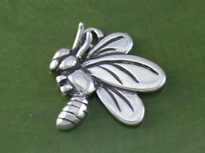 Medium Bumblebee Flying Charm