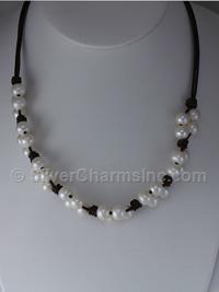 Adjustable Pearl Leather Necklace