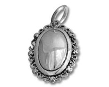 Silver oval locket pendant with scalloped border