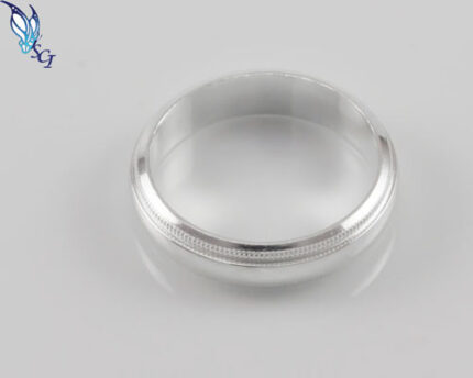 Polished silver bangle with milgrain edge