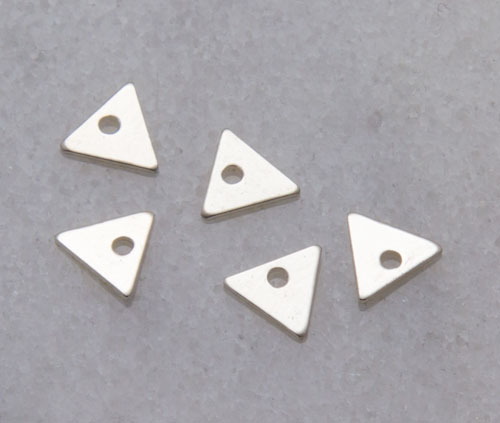5mm Tiny Triangle Pendant 5mm Tiny Triangle Pendant