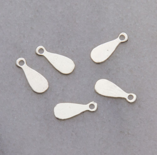 9mm Tiny Teardrop Pendant 9mm Tiny Teardrop Pendant