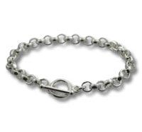Silver chain bracelet with toggle clasp