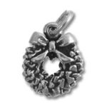 Silver Christmas wreath pendant with bow