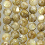 Marbled beige mother-of-pearl round beads