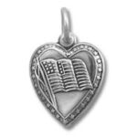 Heart-shaped silver American flag jewelry pendant