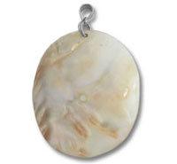 Oval mother of pearl pendant with silver bail
