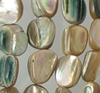 Iridescent mother-of-pearl beads