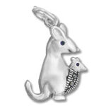 Silver mother mouse pendant with baby