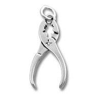 Stainless steel nutcracker with hanging ring