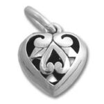 Silver heart pendant with filigree cutout