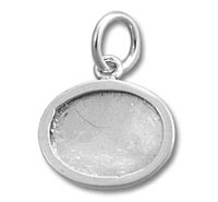 Oval silver pendant charm with blank bezel