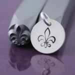 6mm Fleur de Lis(Flower of the lily)