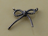 Oxdized Ribbon Bow Link Charm