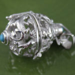 Lizard Oval Stone Locket