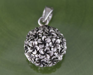 Flower 3D Round Pendant Flower 3D Round Pendant