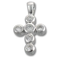 Silver cross pendant with round diamonds