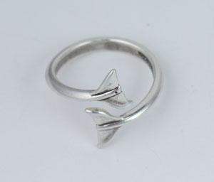Dolphin Tail Ring Dolphin Tail Ring