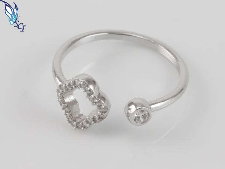 CZ Four Leaf Clover Ring CZ Four Leaf Clover Ring