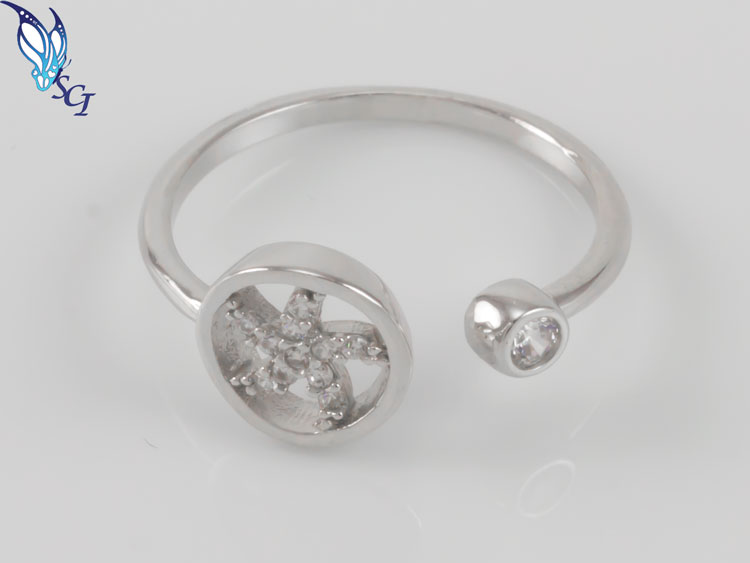 CZ Starfish Open Ring CZ Starfish Open Ring